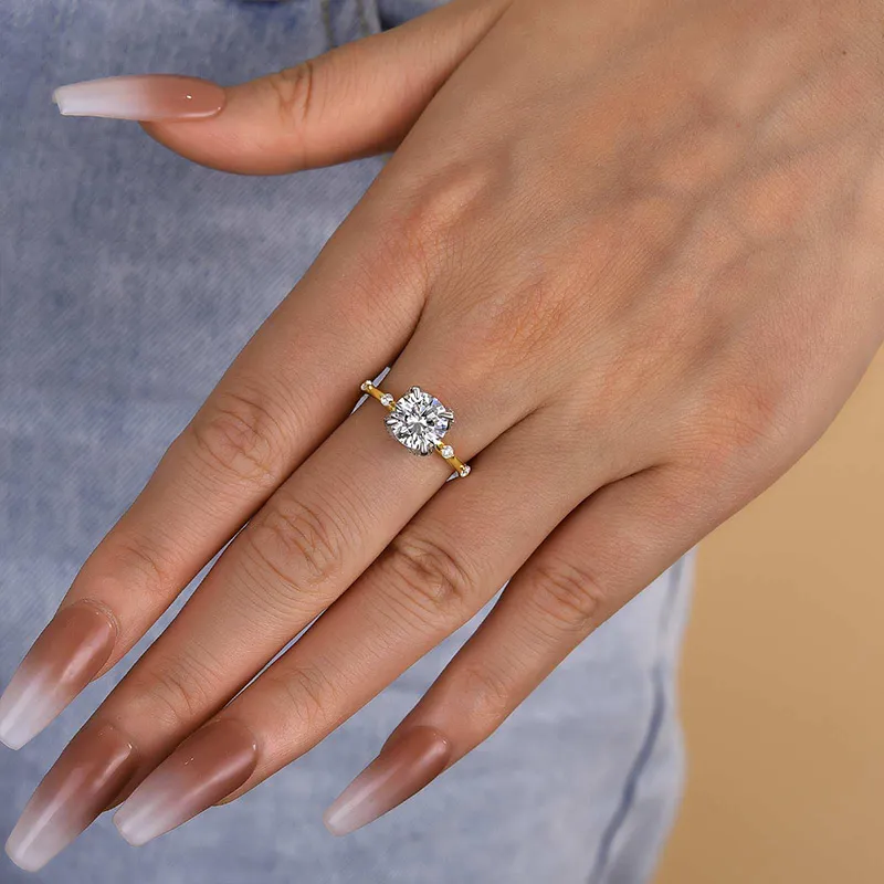Lara Precious Two-tone Round Cut Engagement Ring